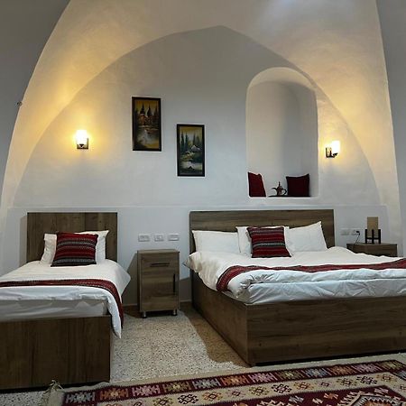 Hotel Qandeel - Dar Botto Bethlehem Exterior foto