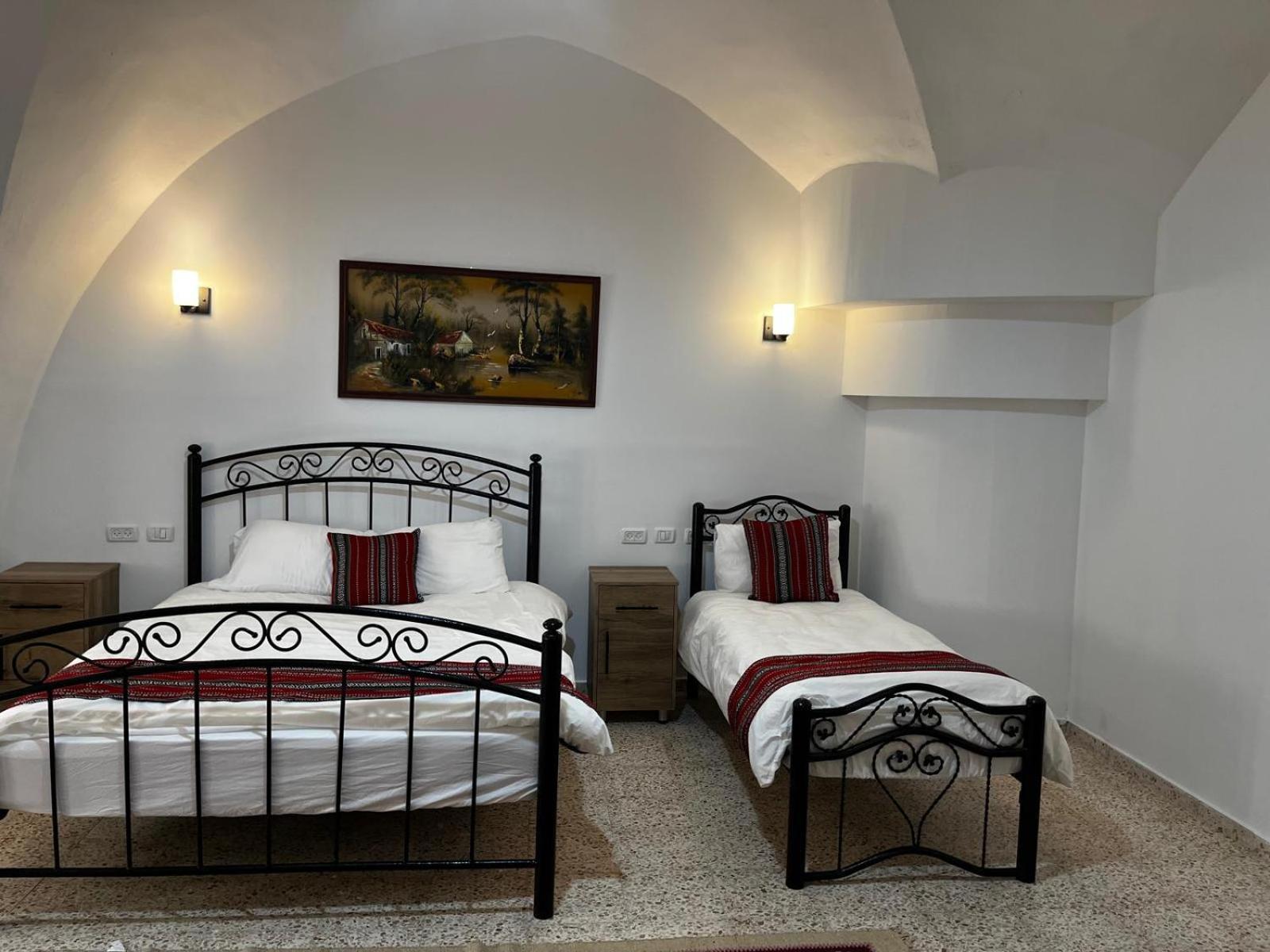 Hotel Qandeel - Dar Botto Bethlehem Exterior foto