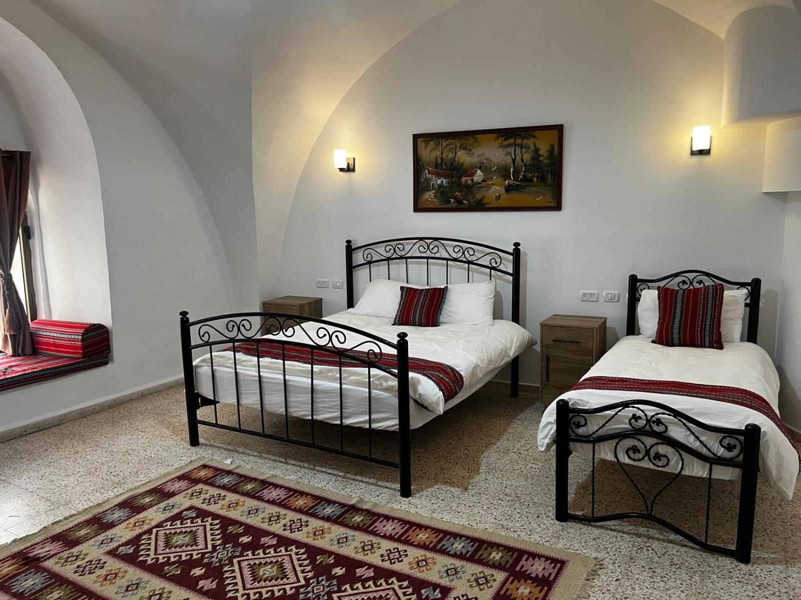 Hotel Qandeel - Dar Botto Bethlehem Exterior foto